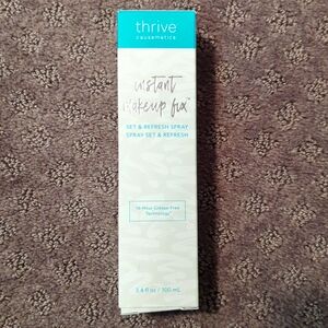NIB!  Thrive Causemetics Instant Makeup Fix 3.4 oz